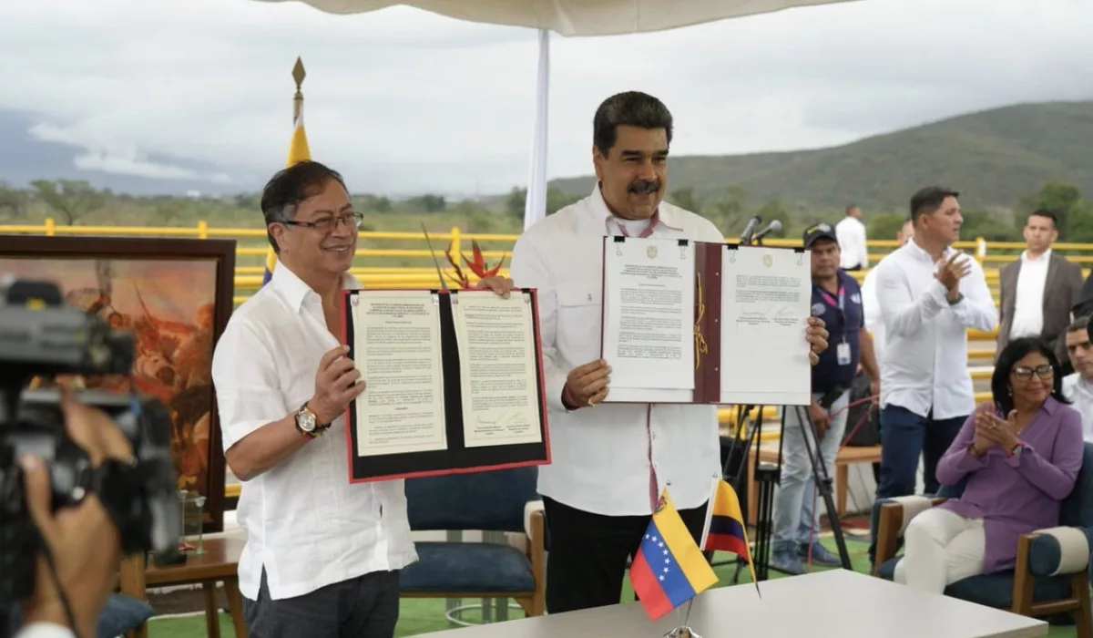 Gustavo Petro y Nicolás Maduro en la frontera