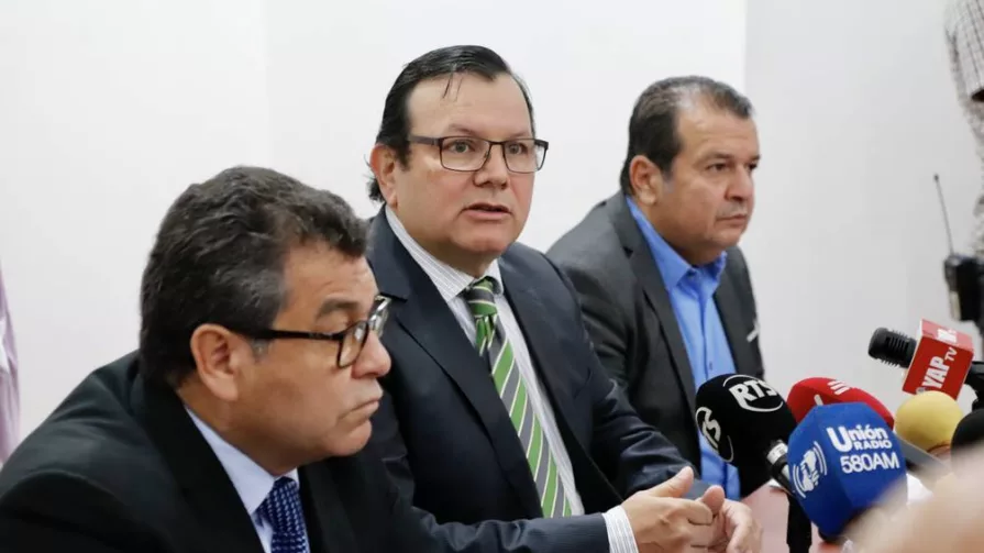 El ministro Bernardo Manzano detalló los resultados de la auditoría a 56 empresas exportadoras.