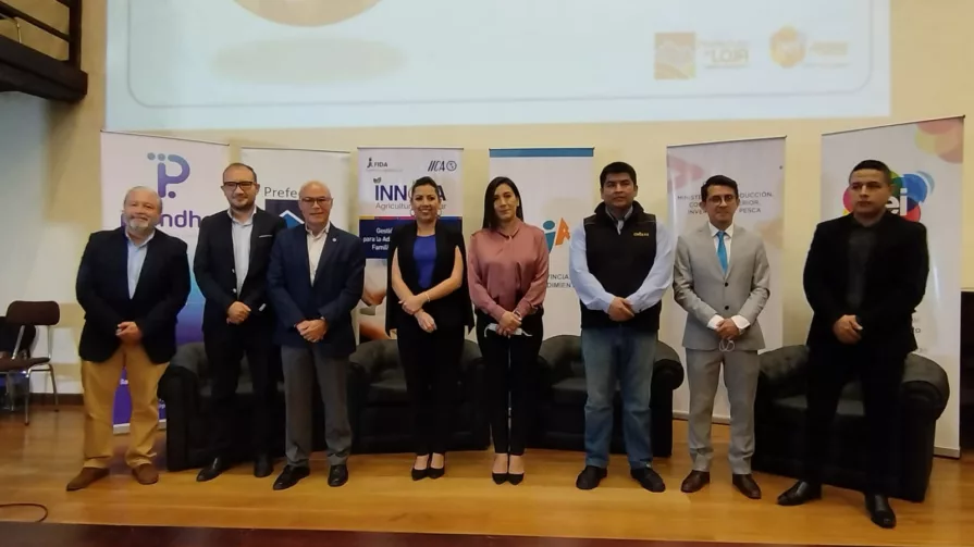 La Mesa Provincial del Emprendimiento, que está conformado por diferentes autoridades y actores de la provincia de Loja.