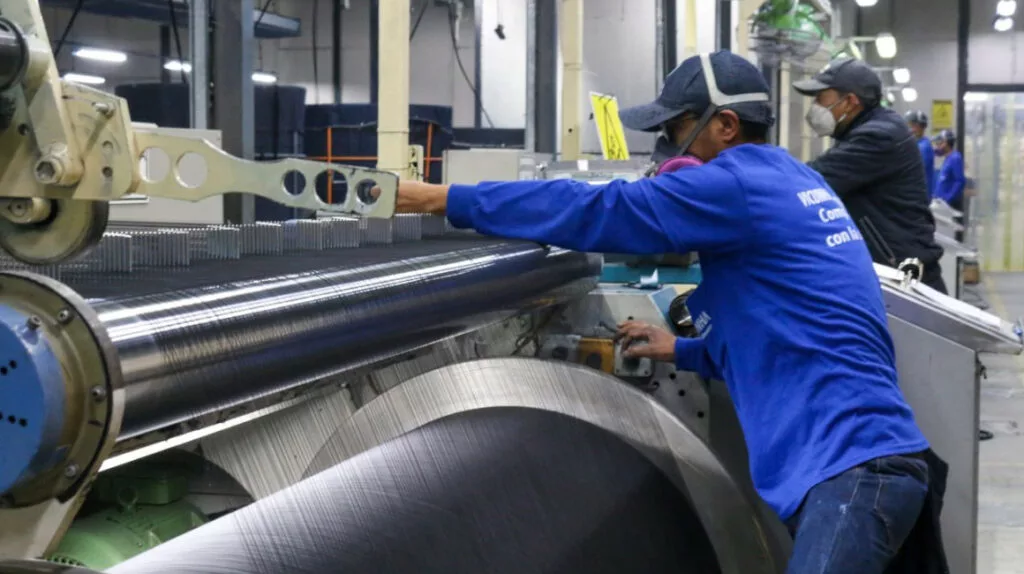 La creación de empleo pleno en esos negocios responde a que tienen un mejor desempeño económico, según el Banco Central, tras la flexibilización de las restricciones de movilidad y distanciamiento en medio de la pandemia por Covid-19.