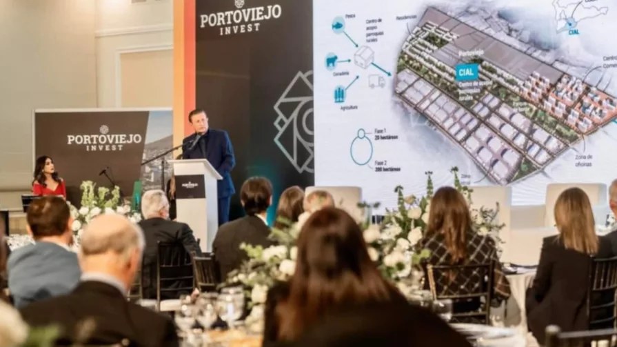Invest proyecta un manejo de carga de 280.000 toneladas, que representan $263 millones anuales. El 26,06% del territorio productivo de Manabí se concentra en Portoviejo.