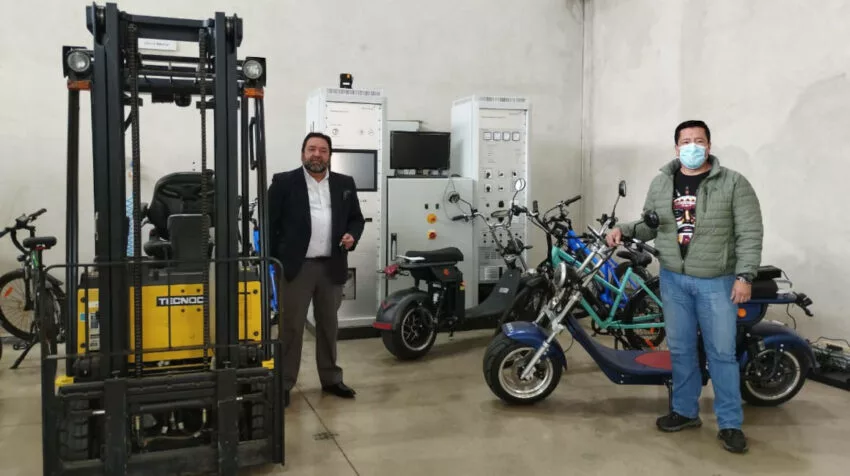 La institución invirtió unos $300.000 en la adecuación de las instalaciones para garantizar entre 380 y 400 voltios que necesitan las estaciones de carga rápida.