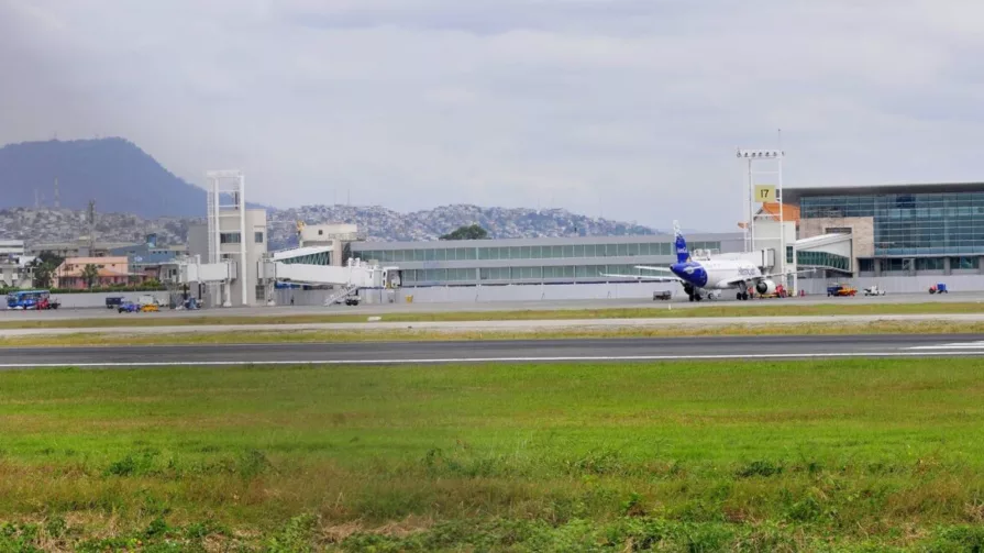 Estos puntos estarán en los aeropuertos de Manta, Salinas, Latacunga y Quito.