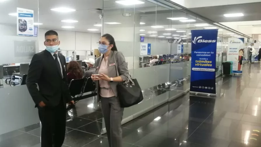 El afiliado podrá solicitar un quirografario por hasta el 95% del monto acumulado en sus fondos de reserva y/o cesantía.