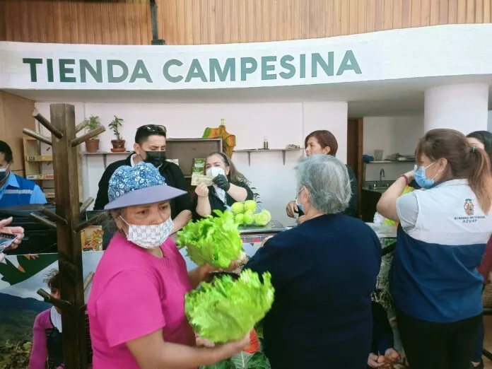 En este lugar se encuentra calidad y precio justo al ser venta directa del agroproductor y emprendedor al consumidor.