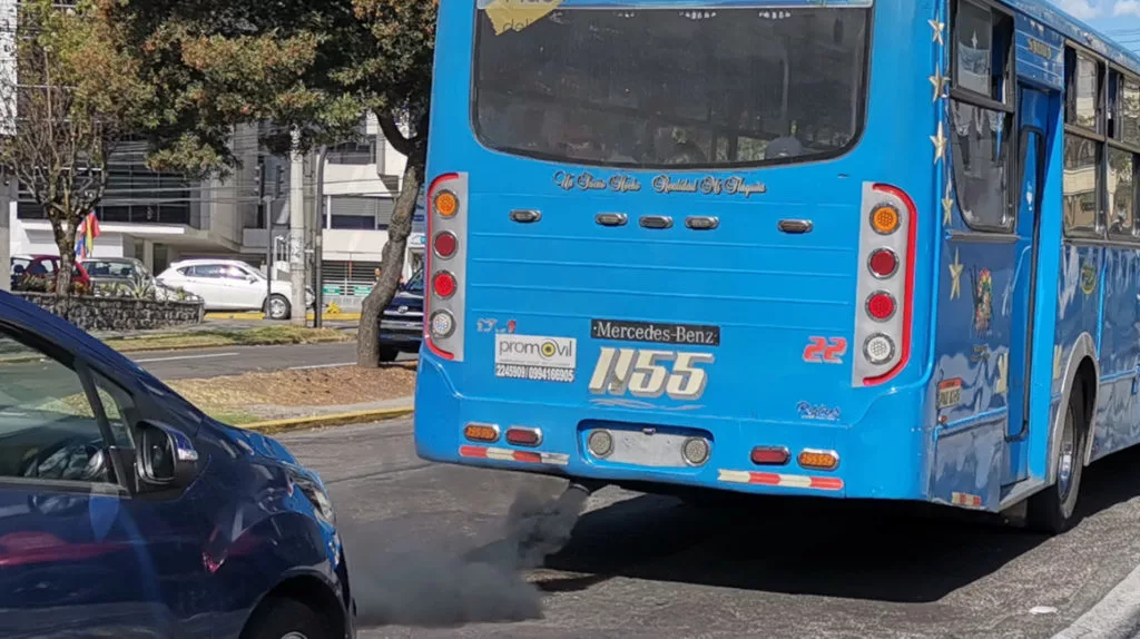 Petroecuador ratificó que substituirá el diésel 2 por diésel premium para el sector automotor.