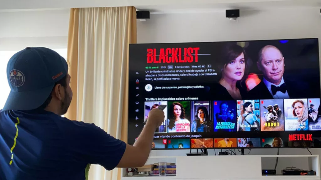 Ecuador tenía 797.064 usuarios de televisión por cable al segundo trimestre de 2022, es decir, 25% menos que en el segundo trimestre de 2021.