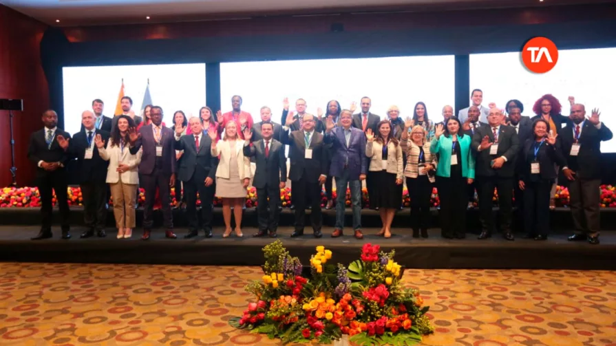 abordan en Cuenca el desarrollo de América Latina y el Caribe