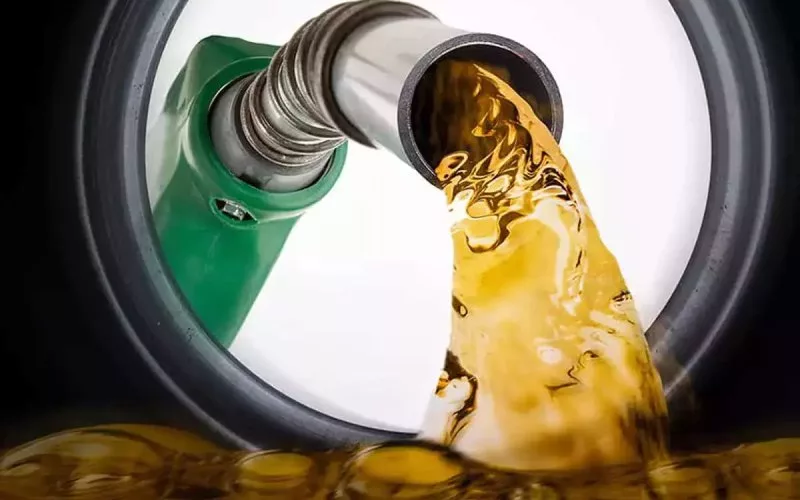 Según la información remitida por la petrolera estatal Petroecuador, no se tratan importaciones directas del Estado ecuatoriano sino de intermediarios contratados por Petroecuador.