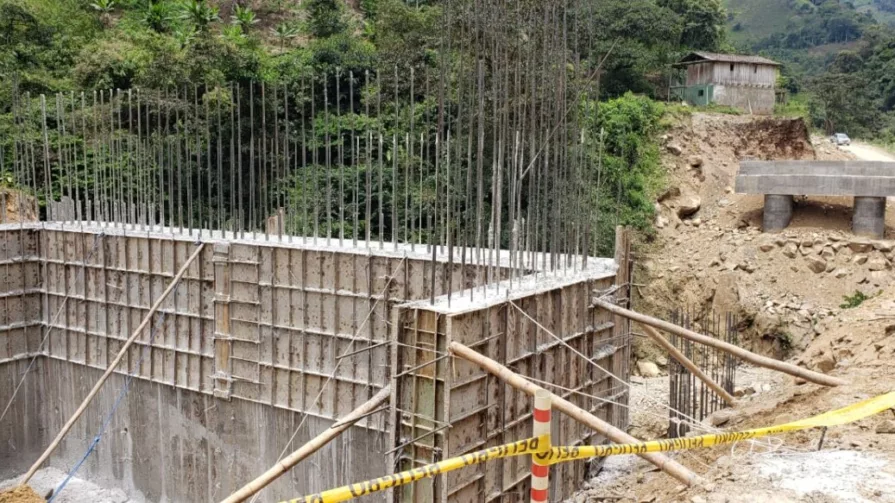 Estas obras viales fortalecerán la conectividad de la zona suroriental del país y conectarán al Ecuador con el vecino país de Perú por ser un eje vial binacional.