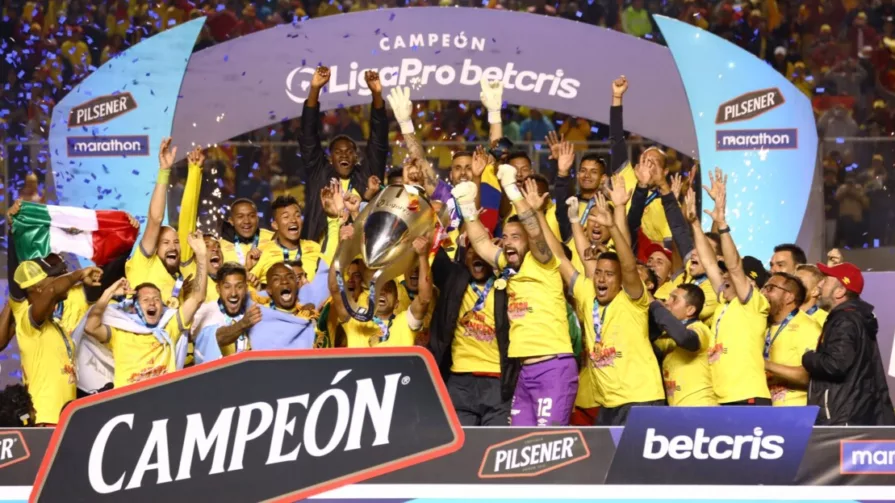 El equipo del sur de Quito venció en la final a Barcelona SC y levantó su primer título en la historia del campeonato ecuatoriano.