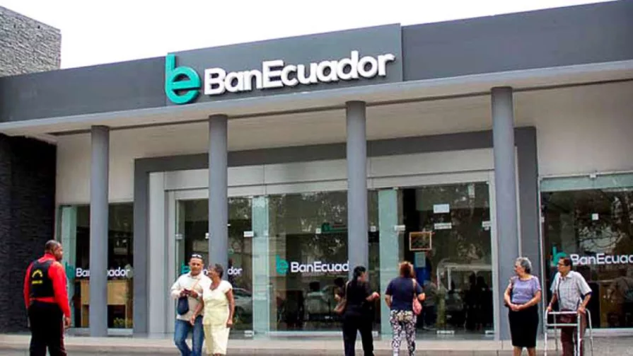 BanEcuador dejaría de cobrar $190 millones a 25.000 clientes.