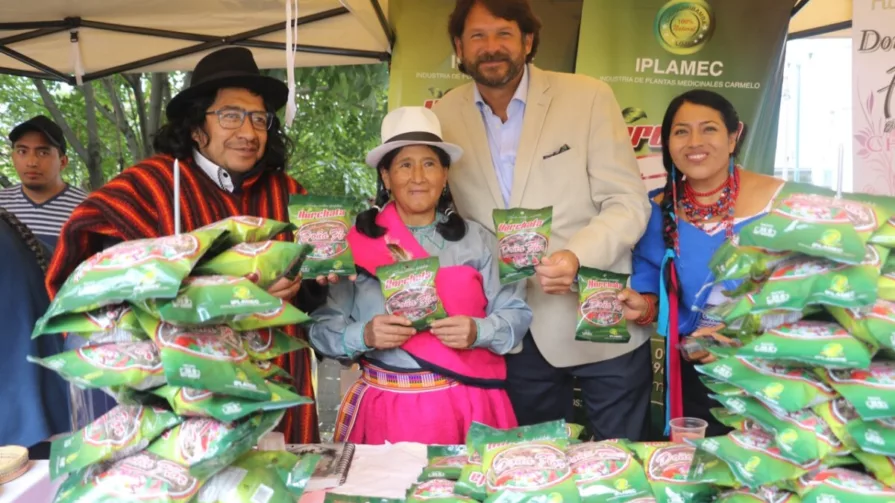 Este encuentro tuvo como objetivo visibilizar el trabajo de la mujer y su aporte a la soberanía alimentaria.