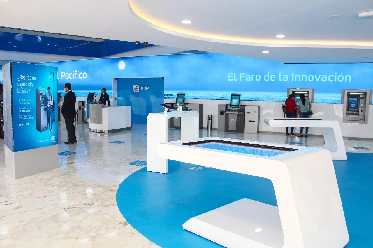 Durante 2021, los clientes realizaron 285 millones de transacciones en canales digitales, frente a los 258 millones efectuadas en ventanilla, según Asobanca.