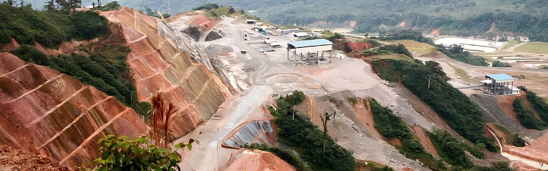 El yacimiento polimetálico de la mina Curipamba-El Domo tiene un aproximado de 10 millones de toneladas de mineral.