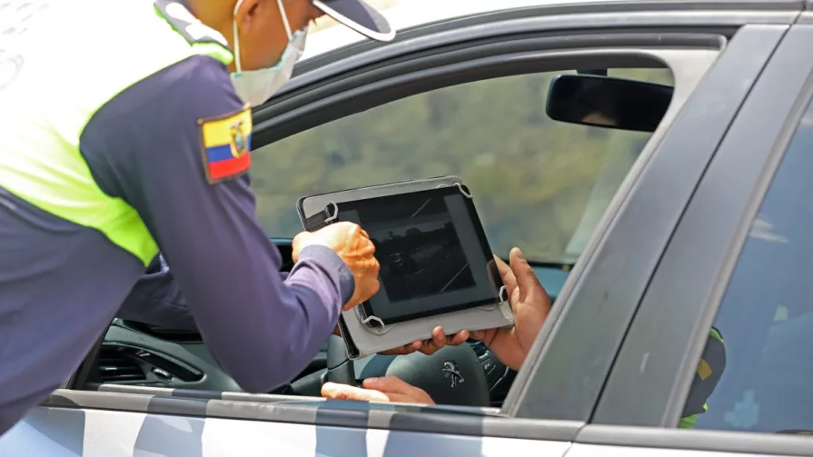 Los valores recaudados por concepto de multas son utilizados para mejoras del tránsito en la ciudad, implementación de equipos tecnológicos que faciliten el control, entre otros rubros.