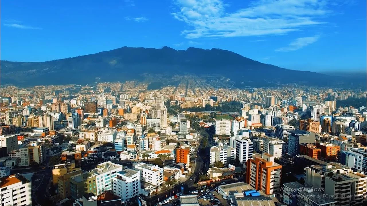 La ciudad de Quito era en septiembre de 2022 la segunda capital con el metro cuadrado más barato, detrás de Bogotá: $1.204.