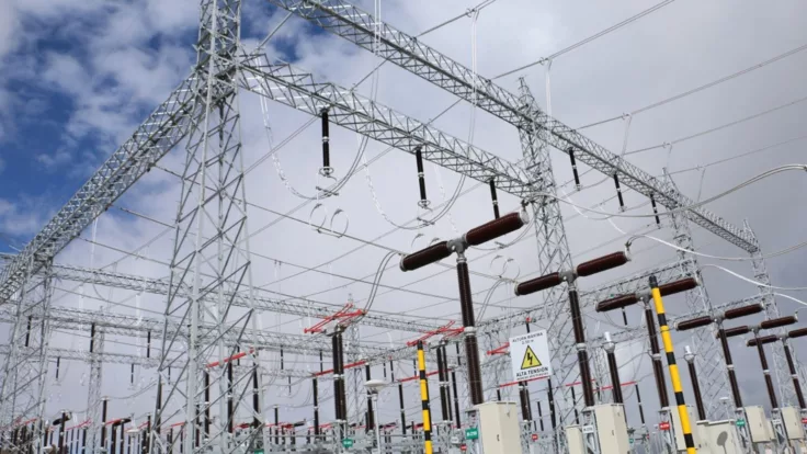 La interconexión eléctrica entre Ecuador y Perú permitirá el intercambio energético, fortalecerá la seguridad energética y beneficiará a las poblaciones aledañas.